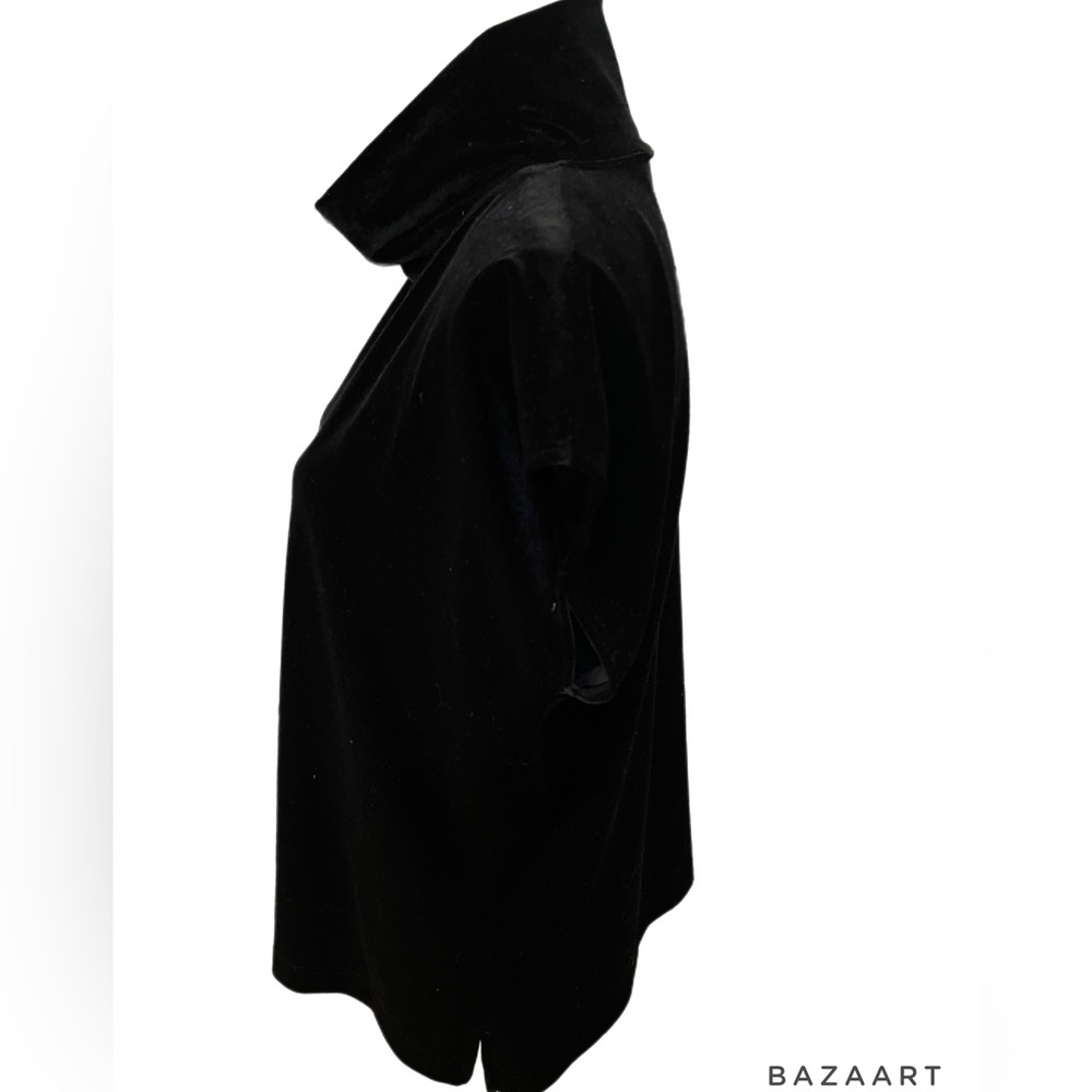 🔥🔥Chicos Design Sz 3 Black velvet Turtleneck Pull Over Top Short Sleeves Cute! - Picture 3 of 6